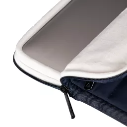 nu0f2y36_UK9btbhsct6QA.c-r.jpg?