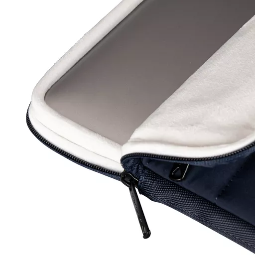 nu0f2y36_UK9btbhsct6QA.c-r.jpg?