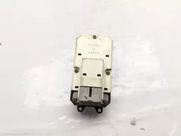 f9944b77-bd39-4c96-9faa-67c1bc38c245.jpeg?