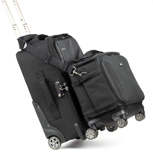Airport-Navigator-V2-Piggy-Back-Strap-Use-1_1000x.jpg